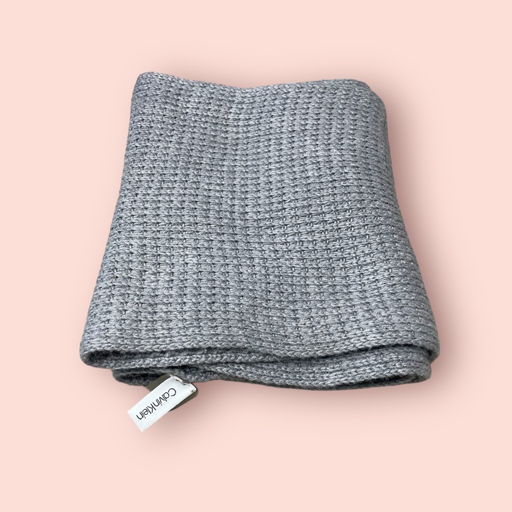 Calvin Klein Knit Scarf - Picture 2 of 9
